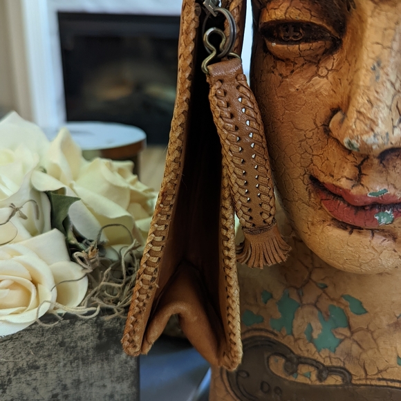 Vintage Tooled Embossed Leather Purse Clutch - Picture 3 of 13